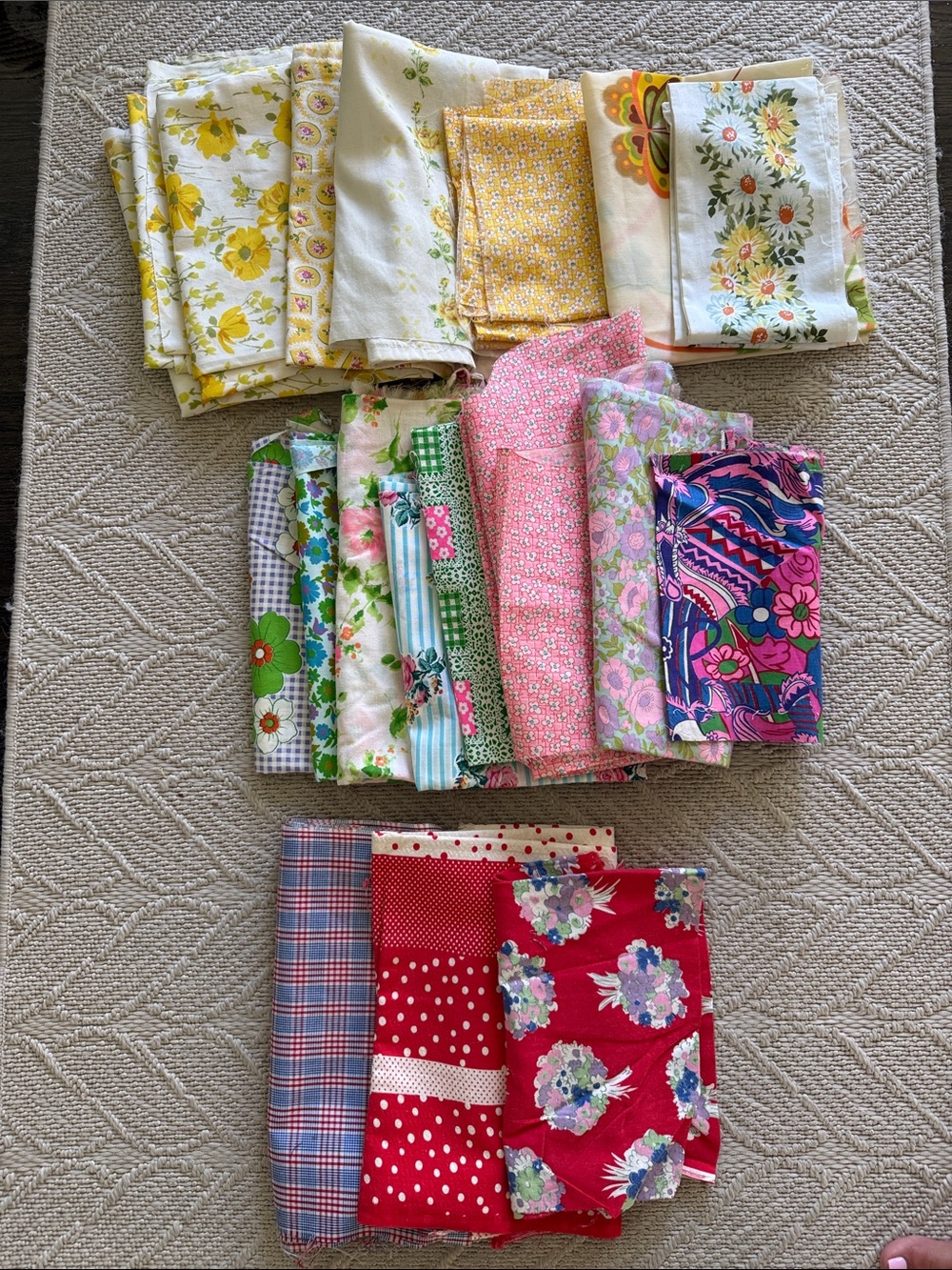 Vintage 70s 80s Assorted Floral Fabrics Lot